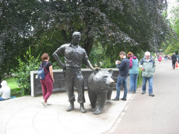 Wotjek the Bear Statue